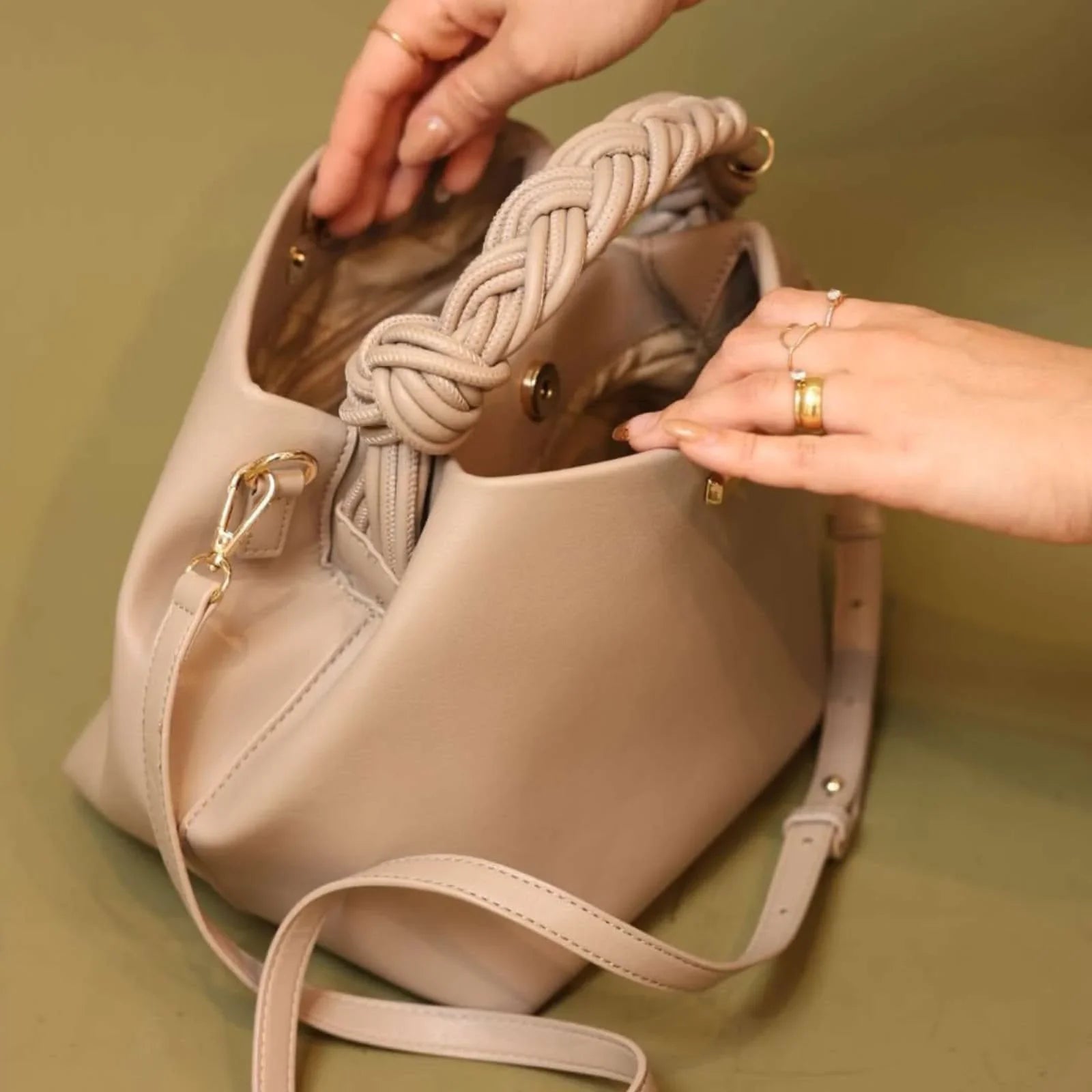 BOLSA FEMININA TOTE BAG ALICE - Banana Calçados - 