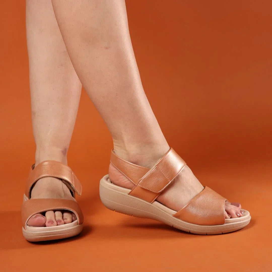 SANDALIA ULTRACONFORTO DE VELCRO MARLLY - Banana Calçados - 