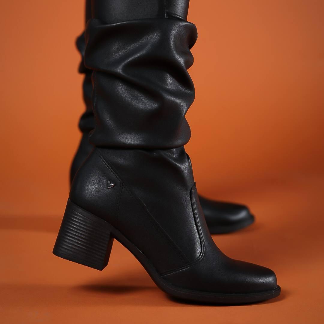 BOTA FEMININA CANO MEDIO AYLA - Banana Calçados - Bota feminina