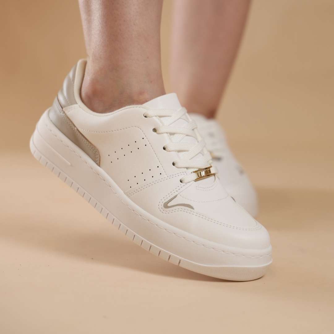 Tênis Lucy – Leveza, Conforto e Segurança em Cada Passo