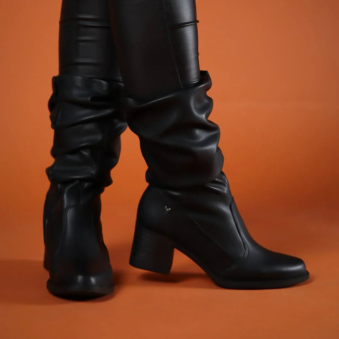 BOTA FEMININA CANO MEDIO AYLA - Banana Calçados - Bota feminina