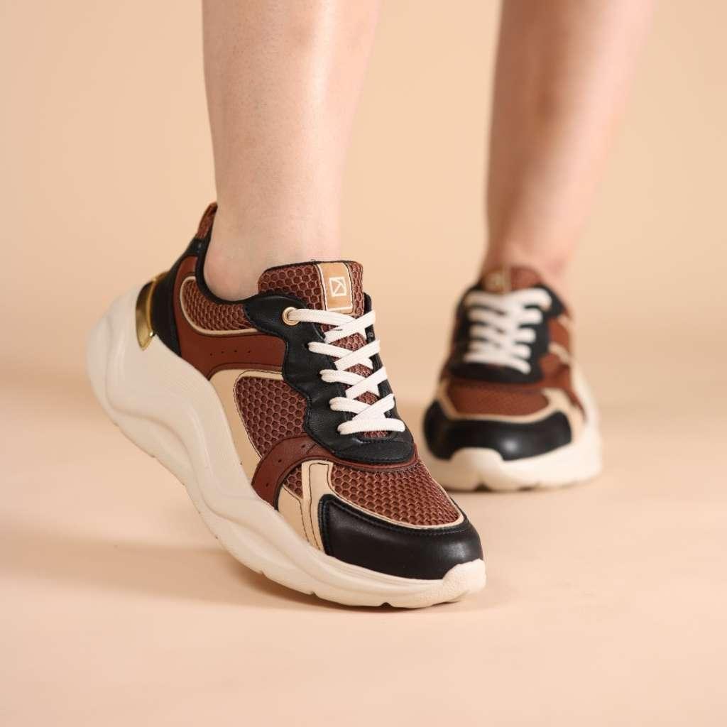 Tênis Sneaker Evelyn – Estilo Urbano com Conforto Absoluto