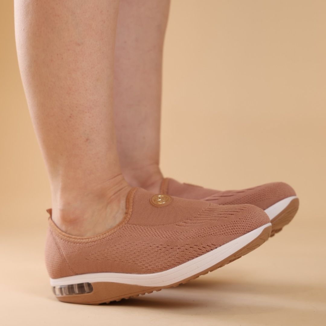Tênis Selena Ortopédico — alívio e conforto em cada passo