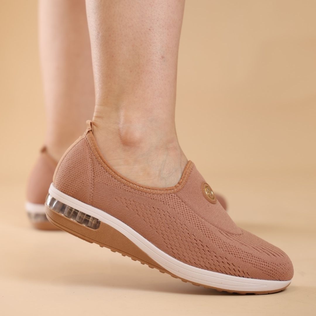 Tênis Selena Ortopédico — alívio e conforto em cada passo